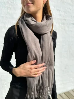 AND COPENHAGEN Cashmere Tørklæde Dark Coffee