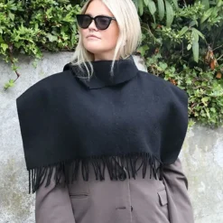 BECK SÖNDERGAARD Solid Crystal Poncho Black