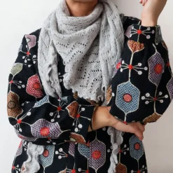 BLACK COLOUR Bcsiri Triangle Scarf Sort