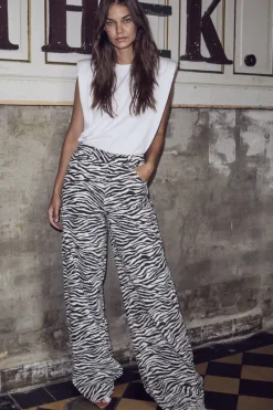 CO' COUTURE Zion Zebra Wide Pant White Black