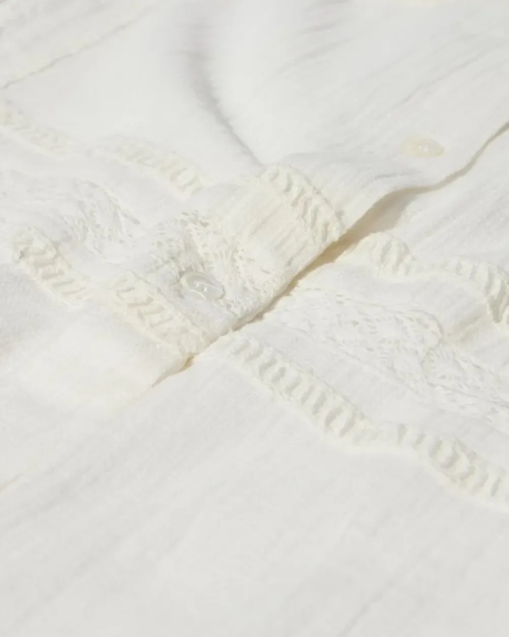 HEYANNO Archive Lace Shirt Ecru