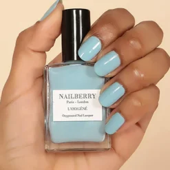 NAILBERRY Neglelak Charleston