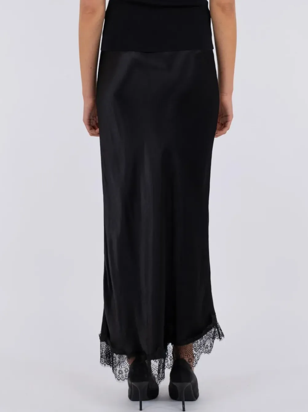 NEO NOIR Veroni Satin Lace Skirt Sort