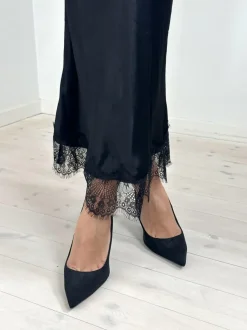 NEO NOIR Veroni Satin Lace Skirt Sort