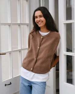 SOFIE SCHNOOR s251306 Cailinsw Vest Light brown