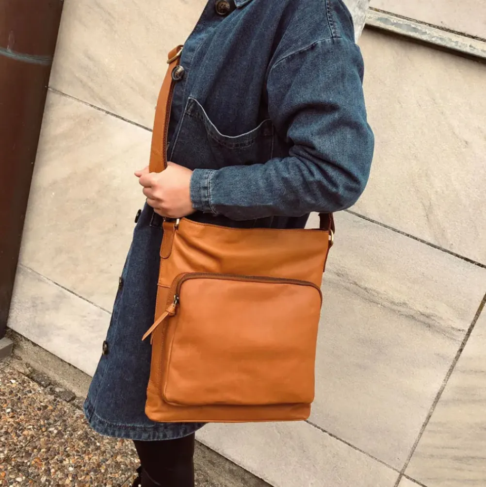 TREATS Maggie Crossbody Cognac